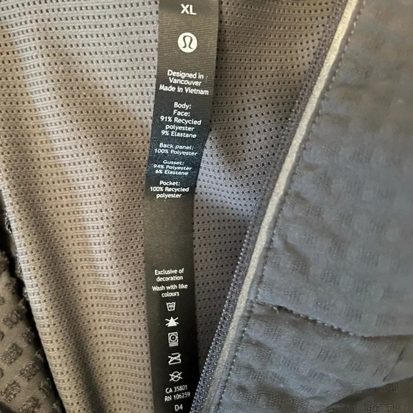 Lululemon Cold Terrain 3/4 Zip Graphite Grey (First Release) Size XL - Picture 9 of 9